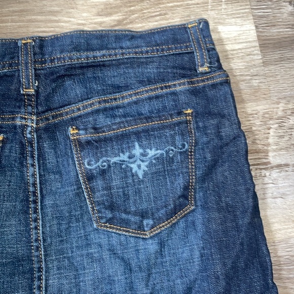 Gap dark wash mini jean skirt size 1 - Picture 9 of 11